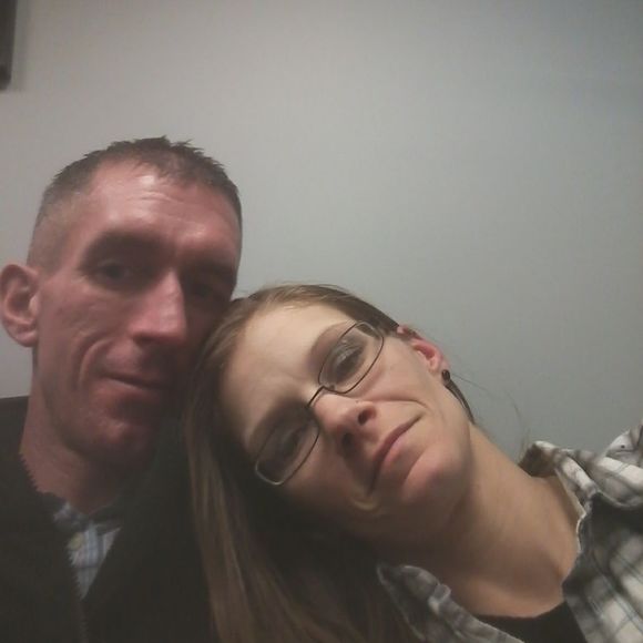 Meet your Posher, April - Picture 1 of 1